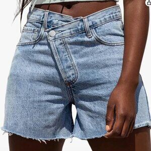 Genleck Womens Crossover Jean Shorts, Size Medium